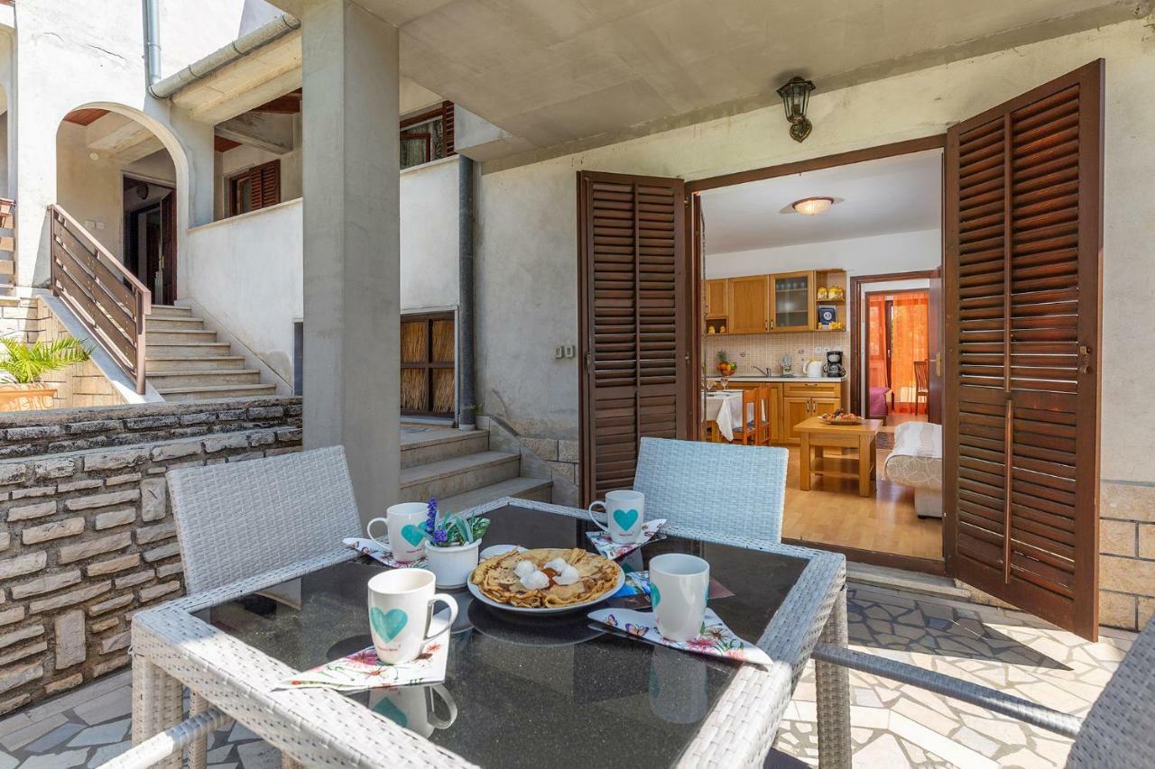 Apartments Rita Porec Luaran gambar